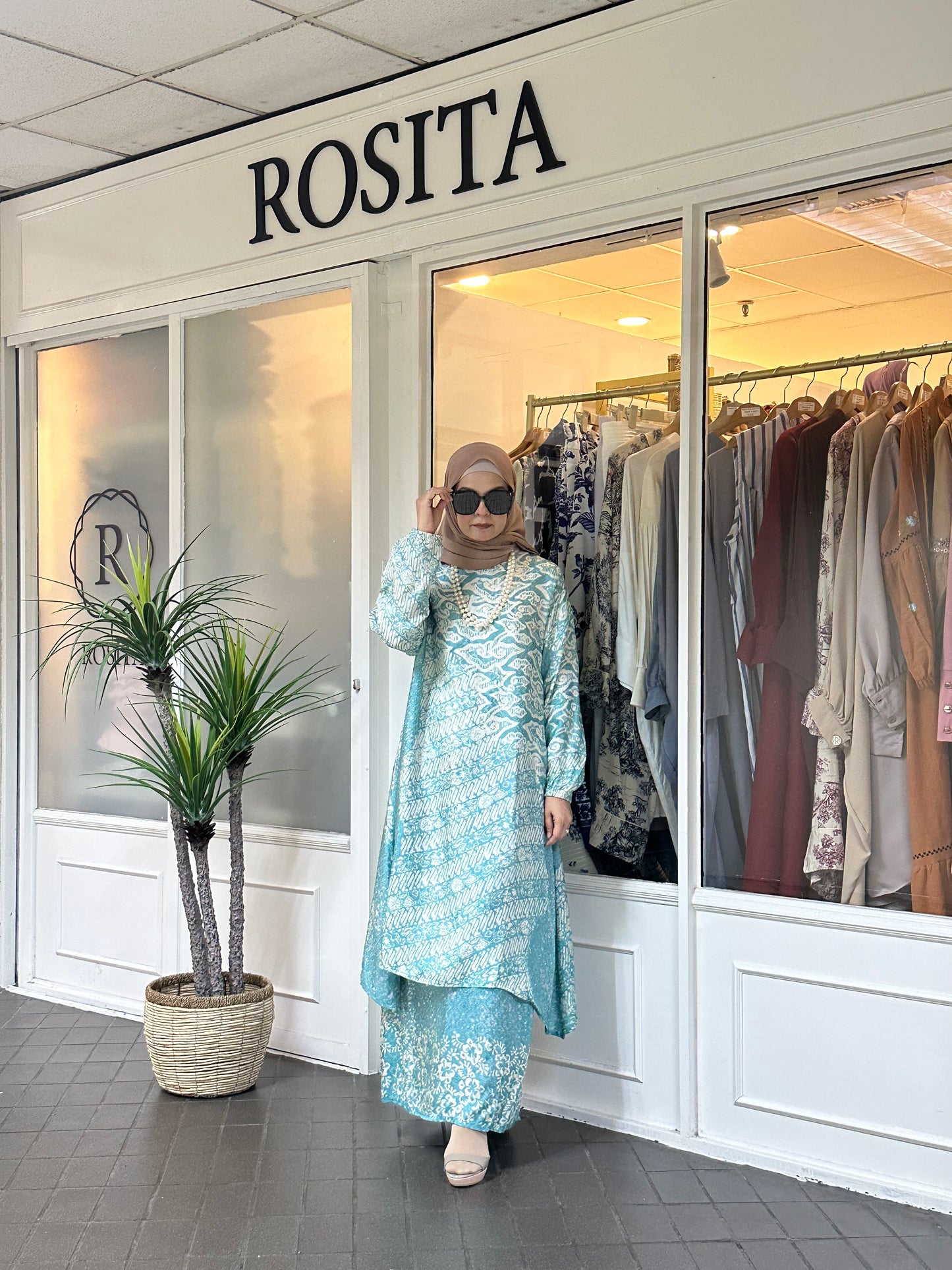 Amanda Batik Sutera Kurung Set in BK1 Turquoise (NEW!)