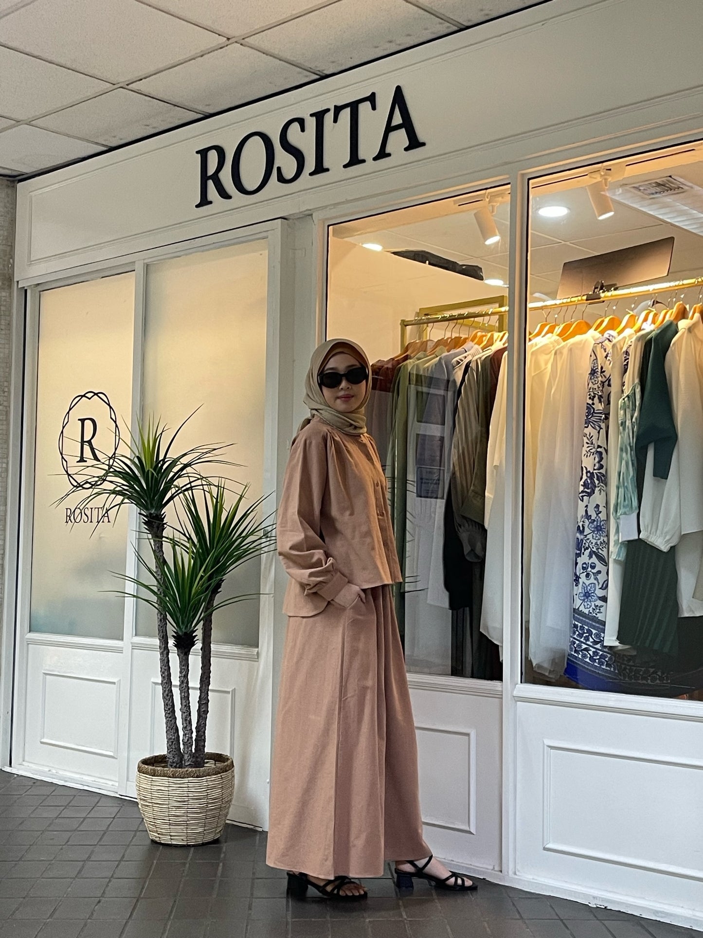 Kimi Skirt Set in Tan