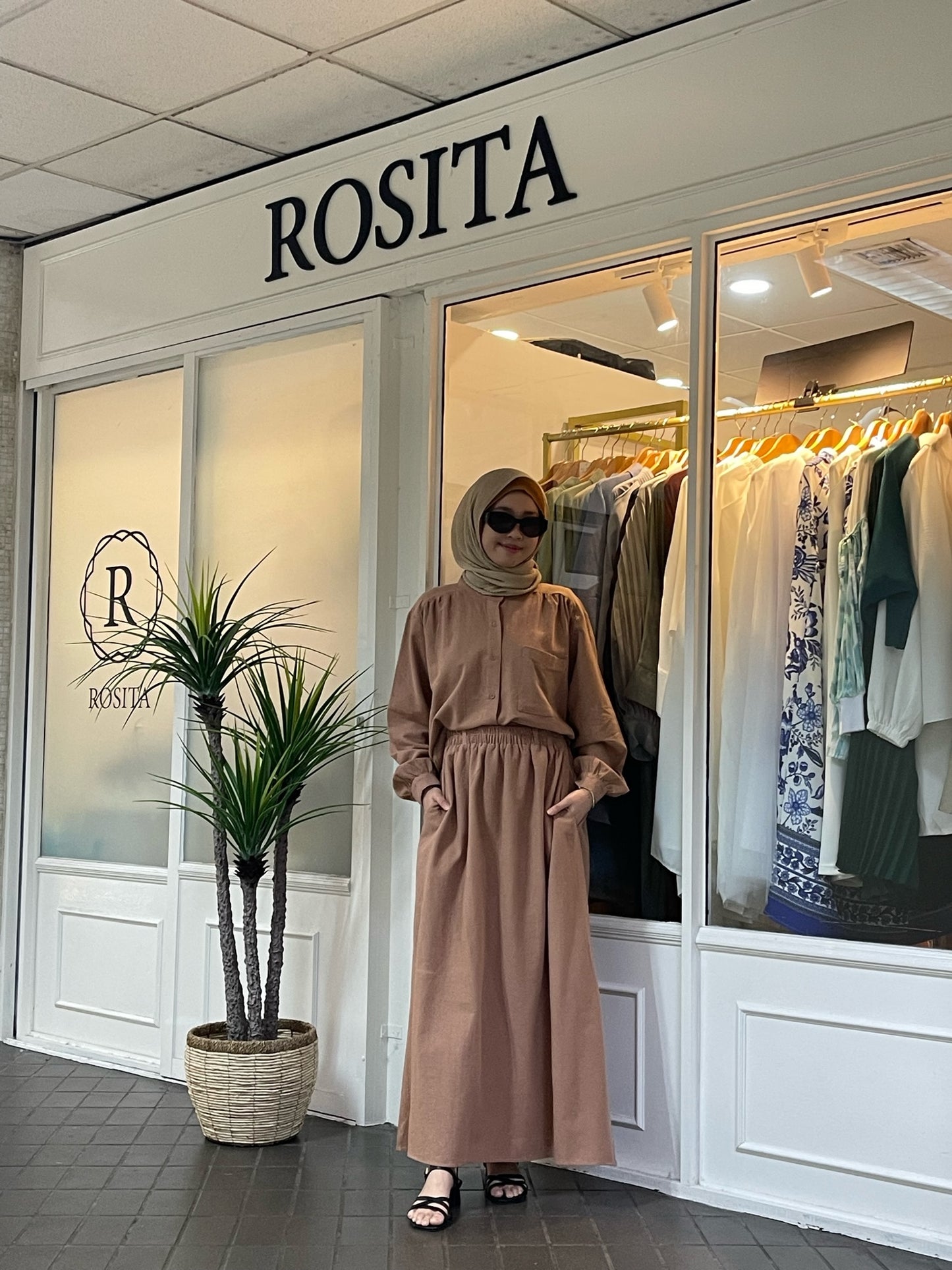 Kimi Skirt Set in Tan
