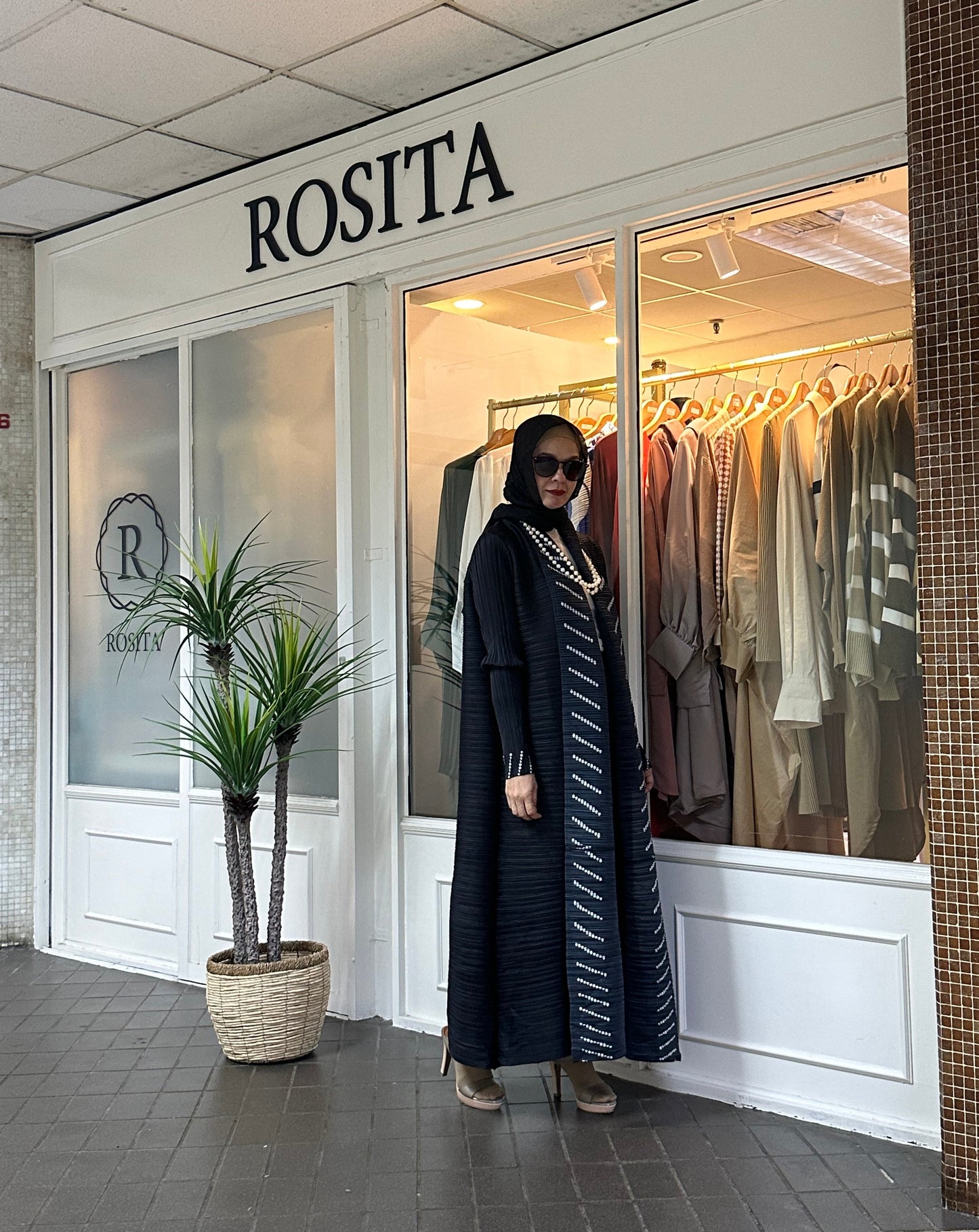 Lady Dayana Blue Black Pleated Outerwear