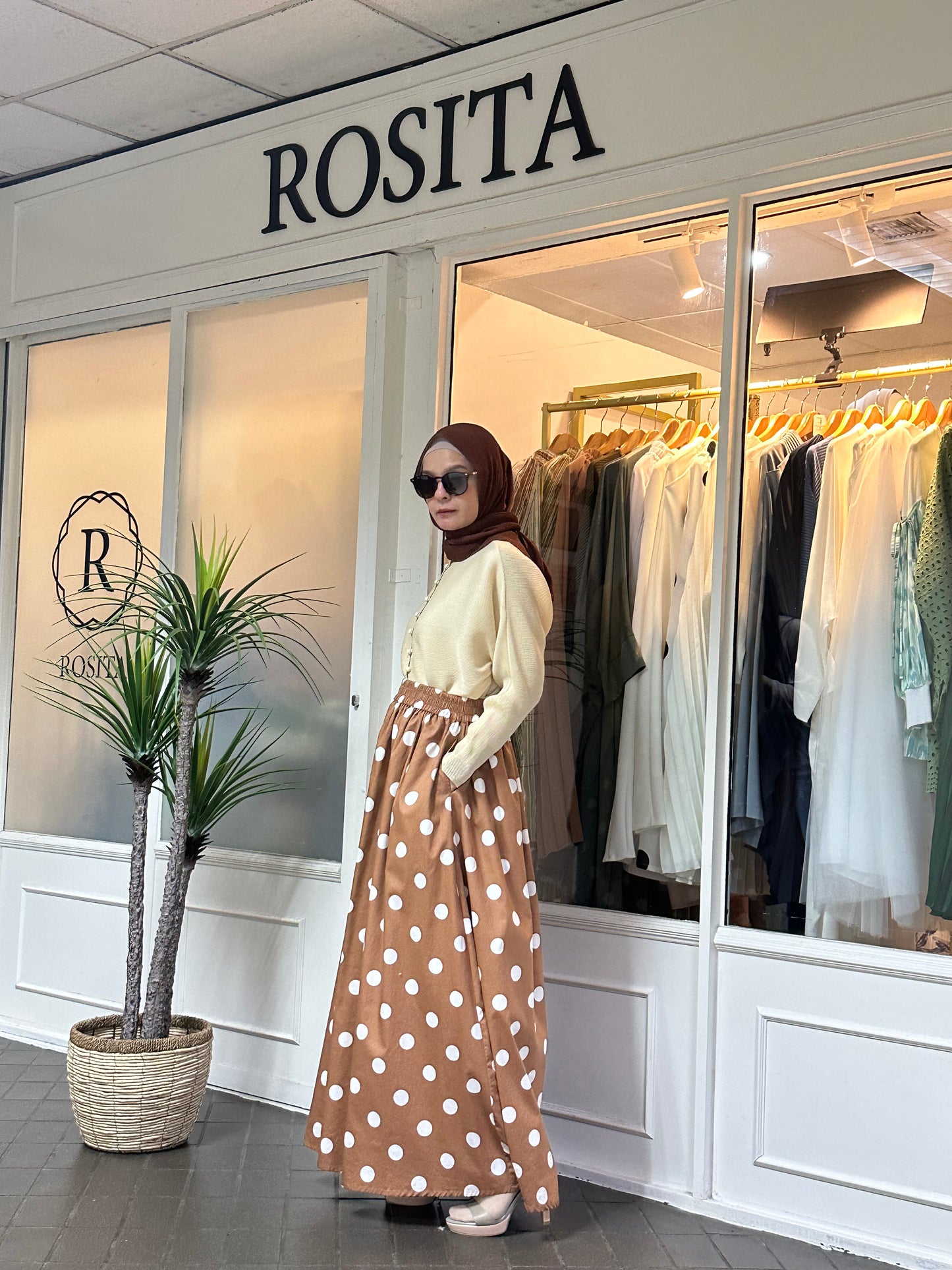 Khloe Maxi Flare Skirt in Toffee & White Polka Dot