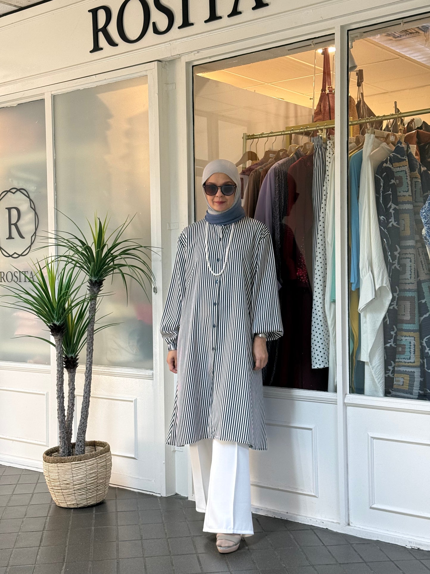 Carissa Tunic in Navy (NEW!)