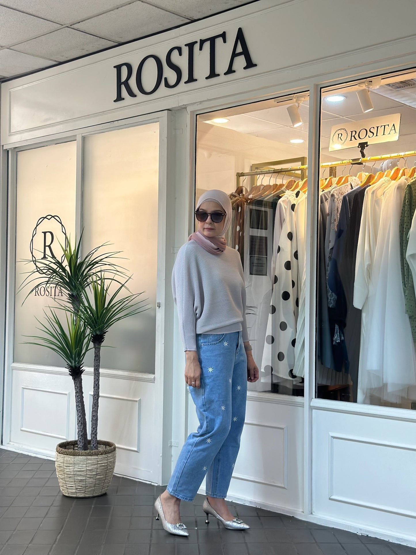 Lily Mom Fit Jeans