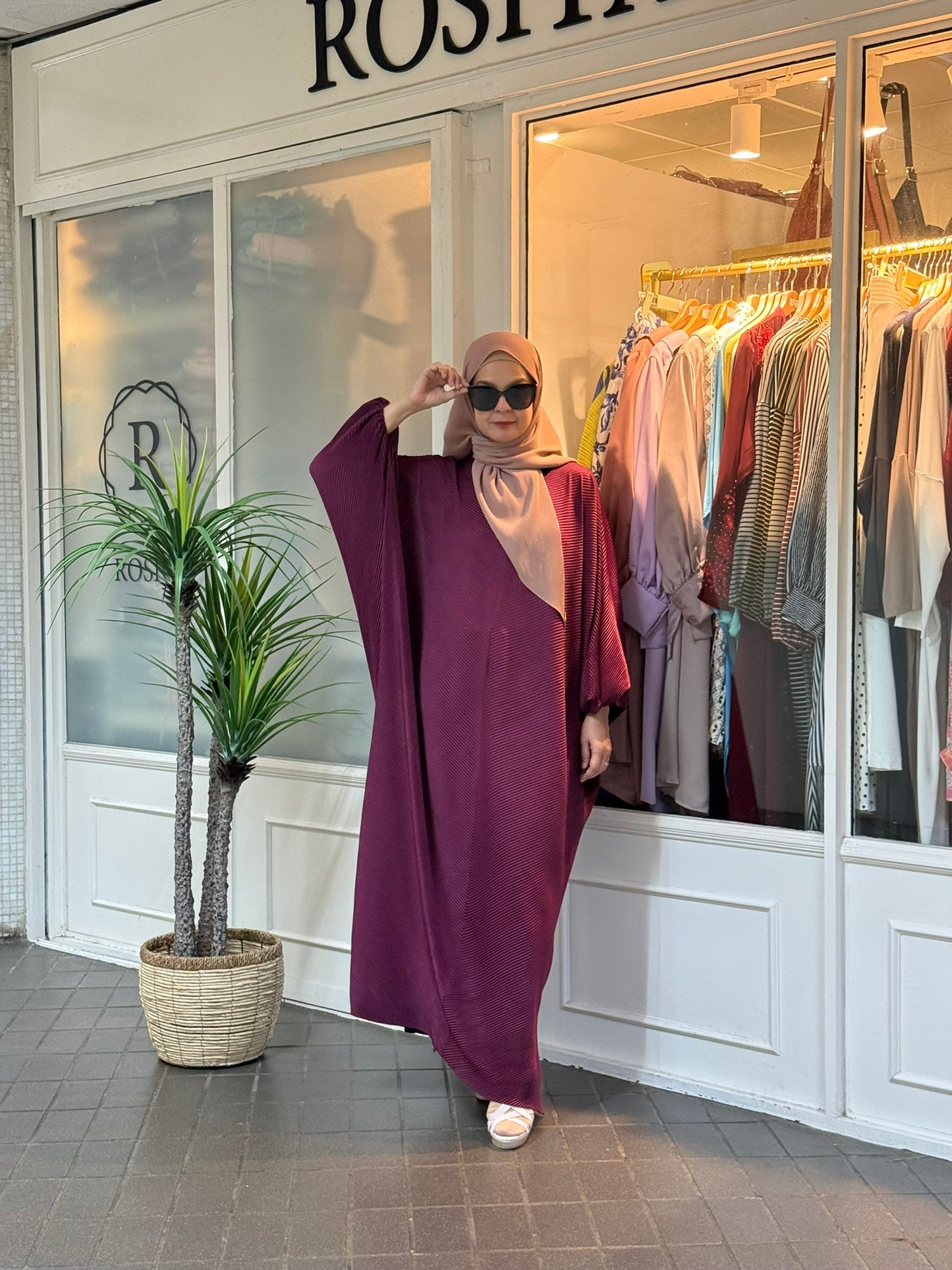 Azzahra Pleated Long Kaftan in Berry (NEW!)