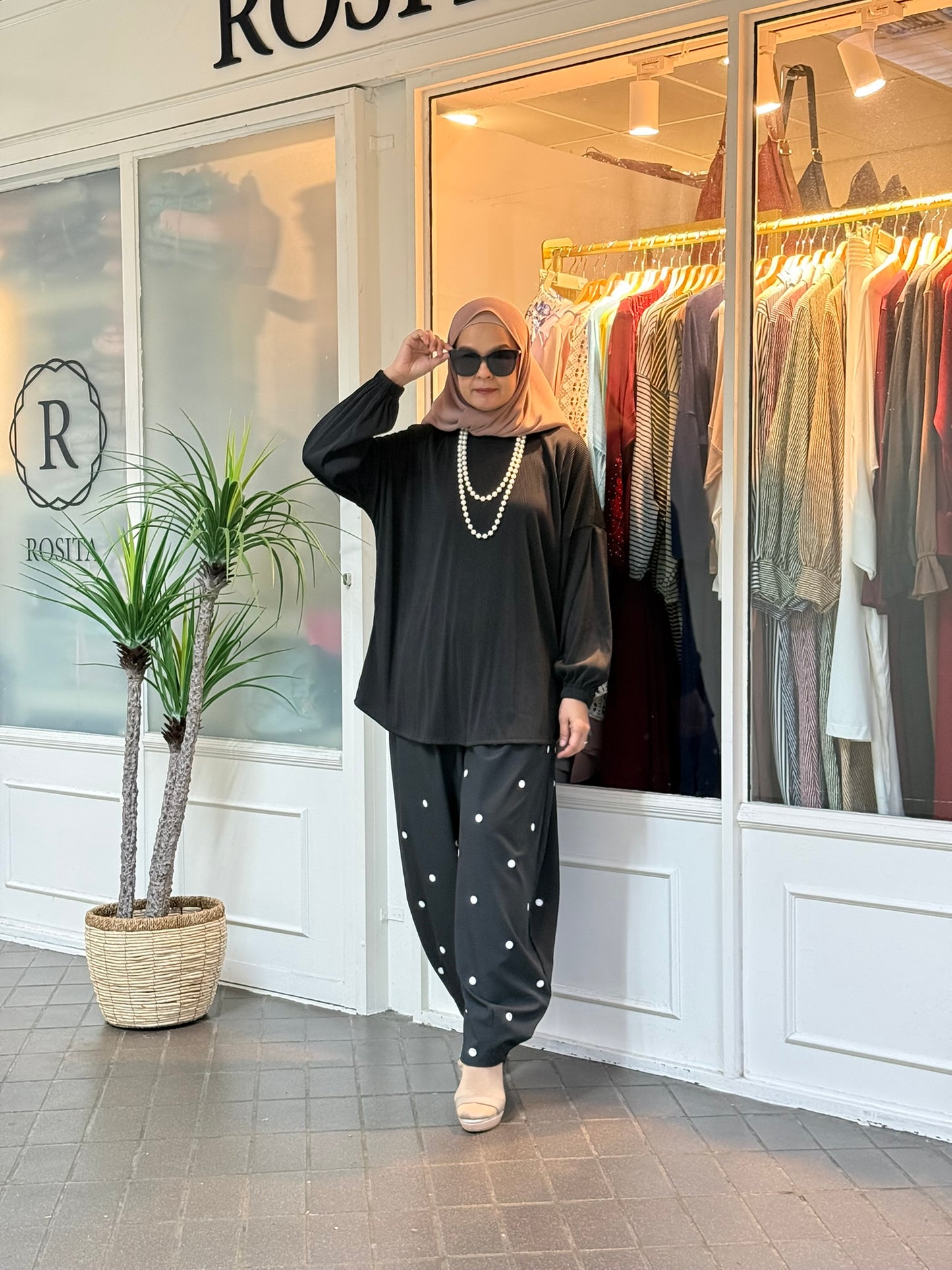 Yuki Pleated Top in Black (NEW!)