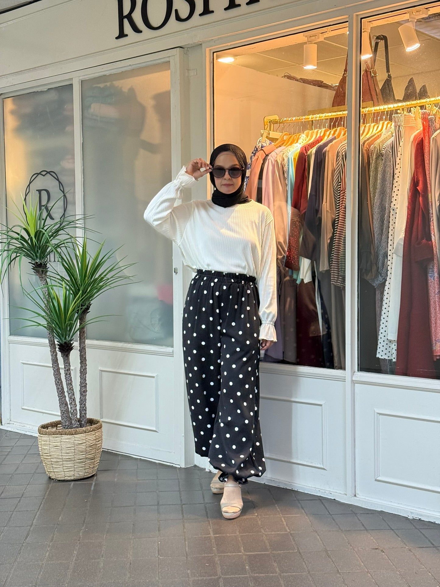 Hyda Balloon Polka Dot Pants in Black (NEW!)