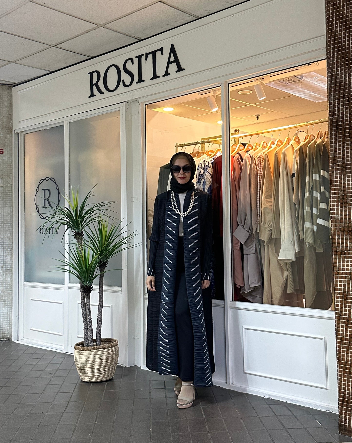 Lady Dayana Blue Black Pleated Outerwear
