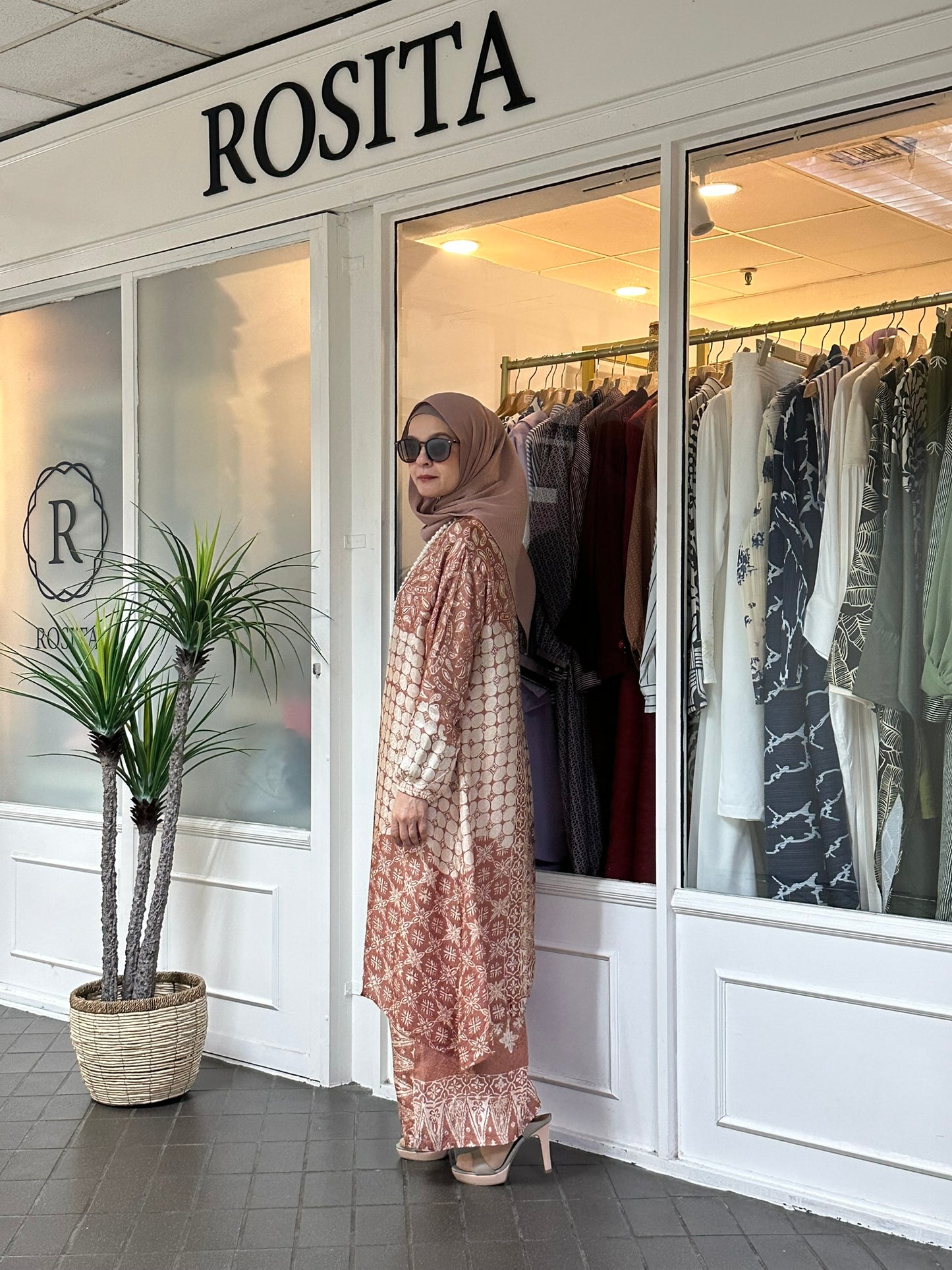 Amanda Batik Sutera Pants Set in PS1 (NEW!)
