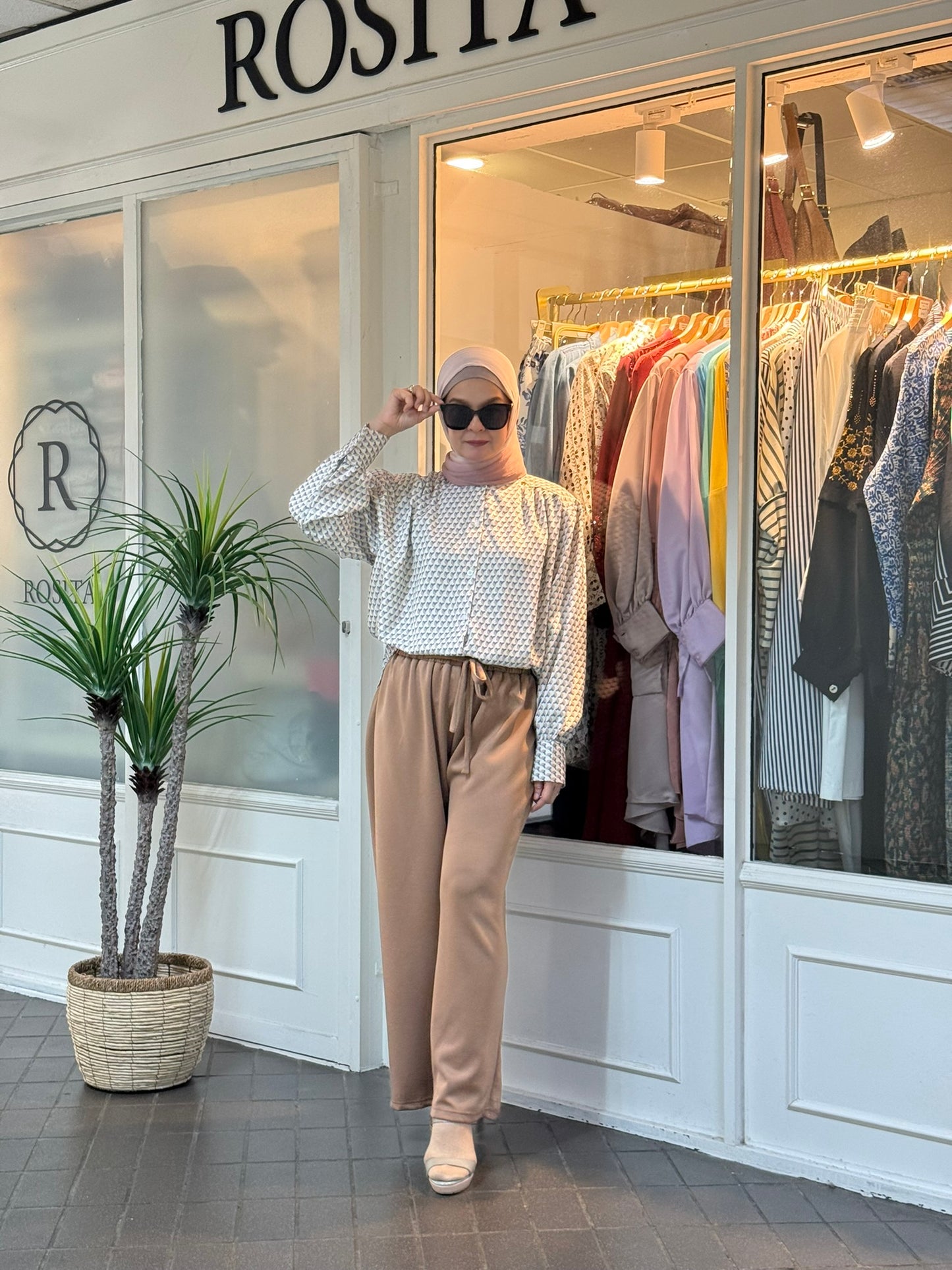 Ciara Drawstring Pants in Milo (NEW!)