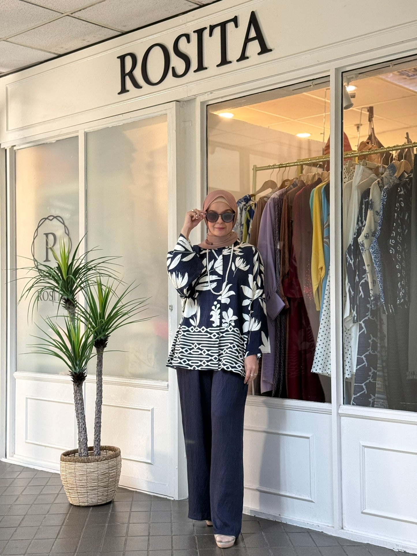 Raisa Pants Set in Navy Blue (Pre-Order!)