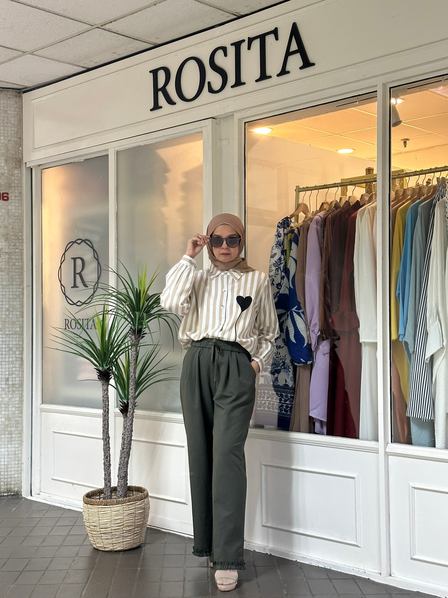 Elise Cotton Ruffles Pants 2.0 in Army Green (NEW!)
