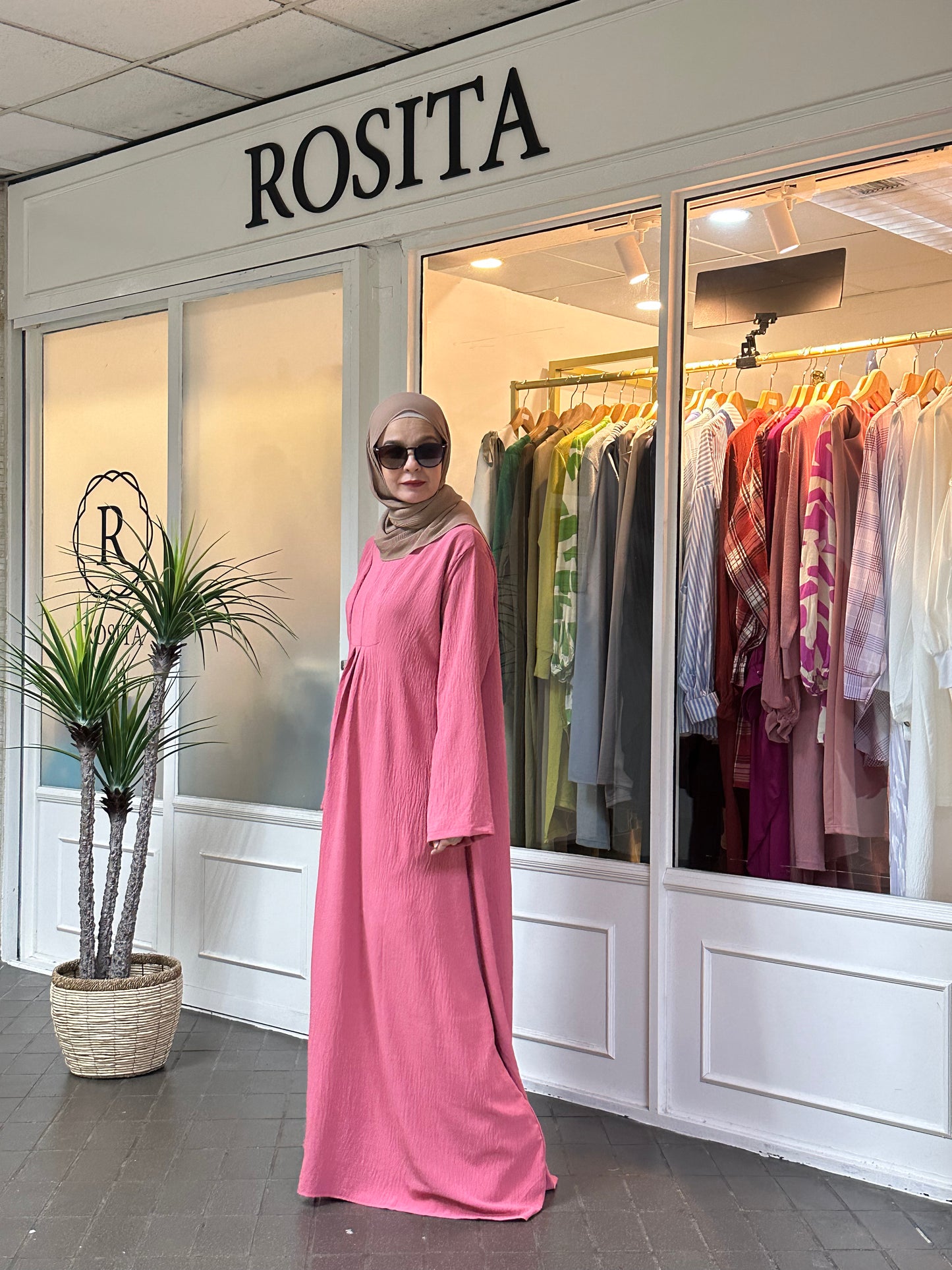 Zeana Dress in Salmon Pink