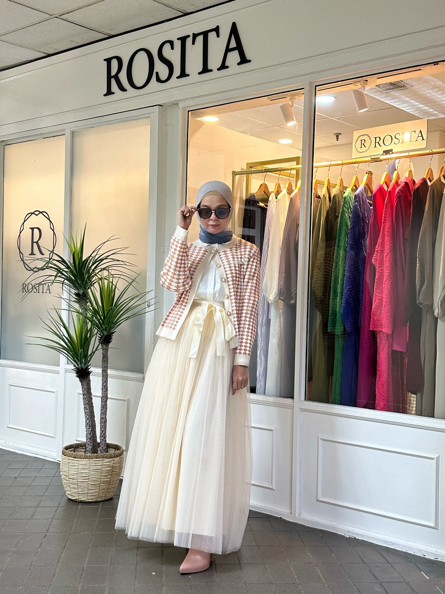 Lady Sylvie in Beige (NEW!)