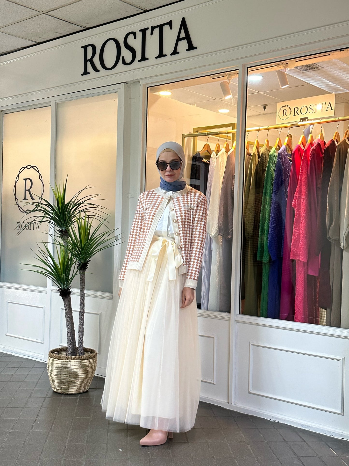 Lady Sylvie in Beige (NEW!)