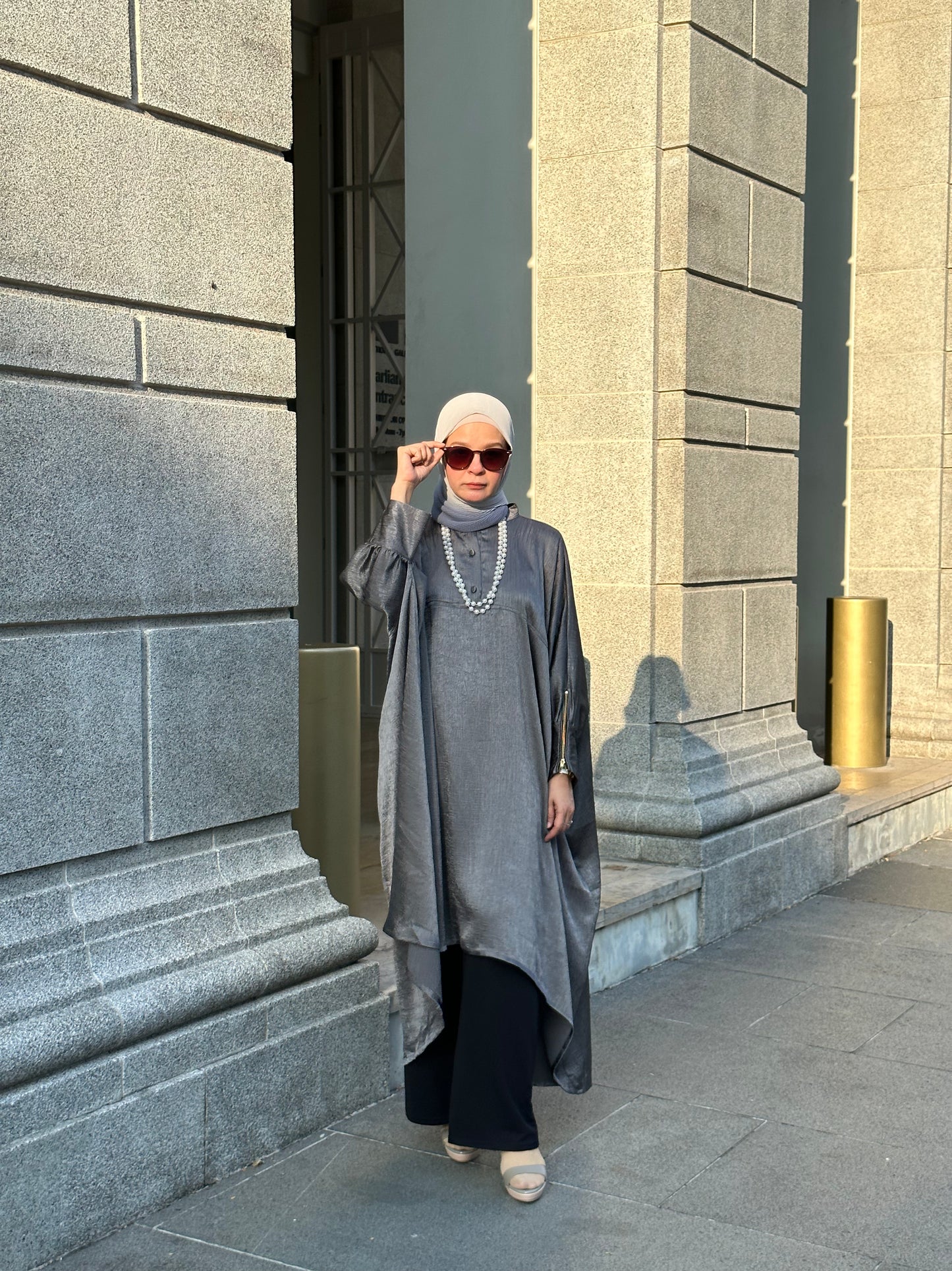 Bianca Hi-Lo Tunic in Graphite