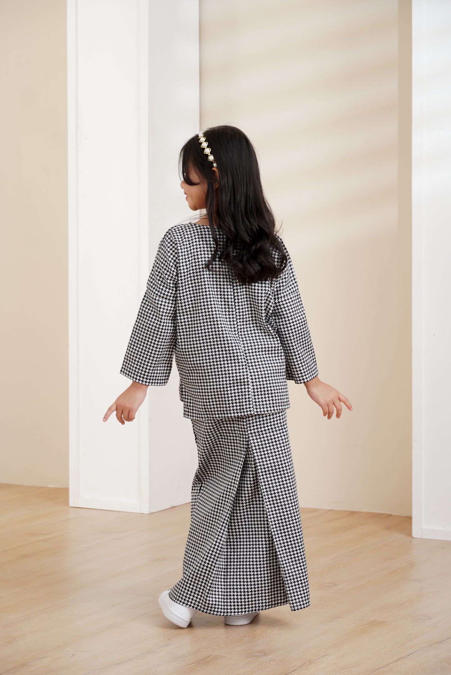 Girls Ayu Kurung 2.0 in Houndstooth (SALE!)