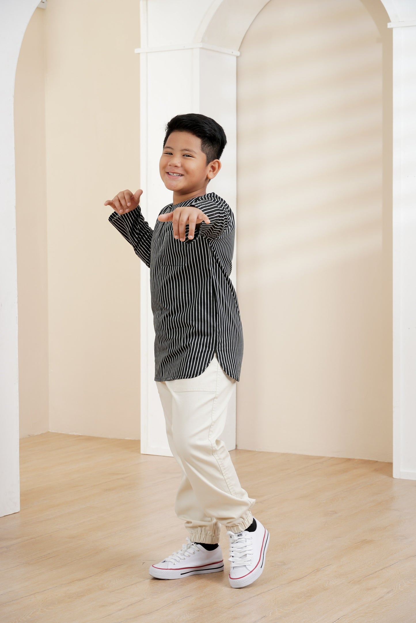 Boys Harris Kurta 2.0 in Black/White Stripe (SALE!)