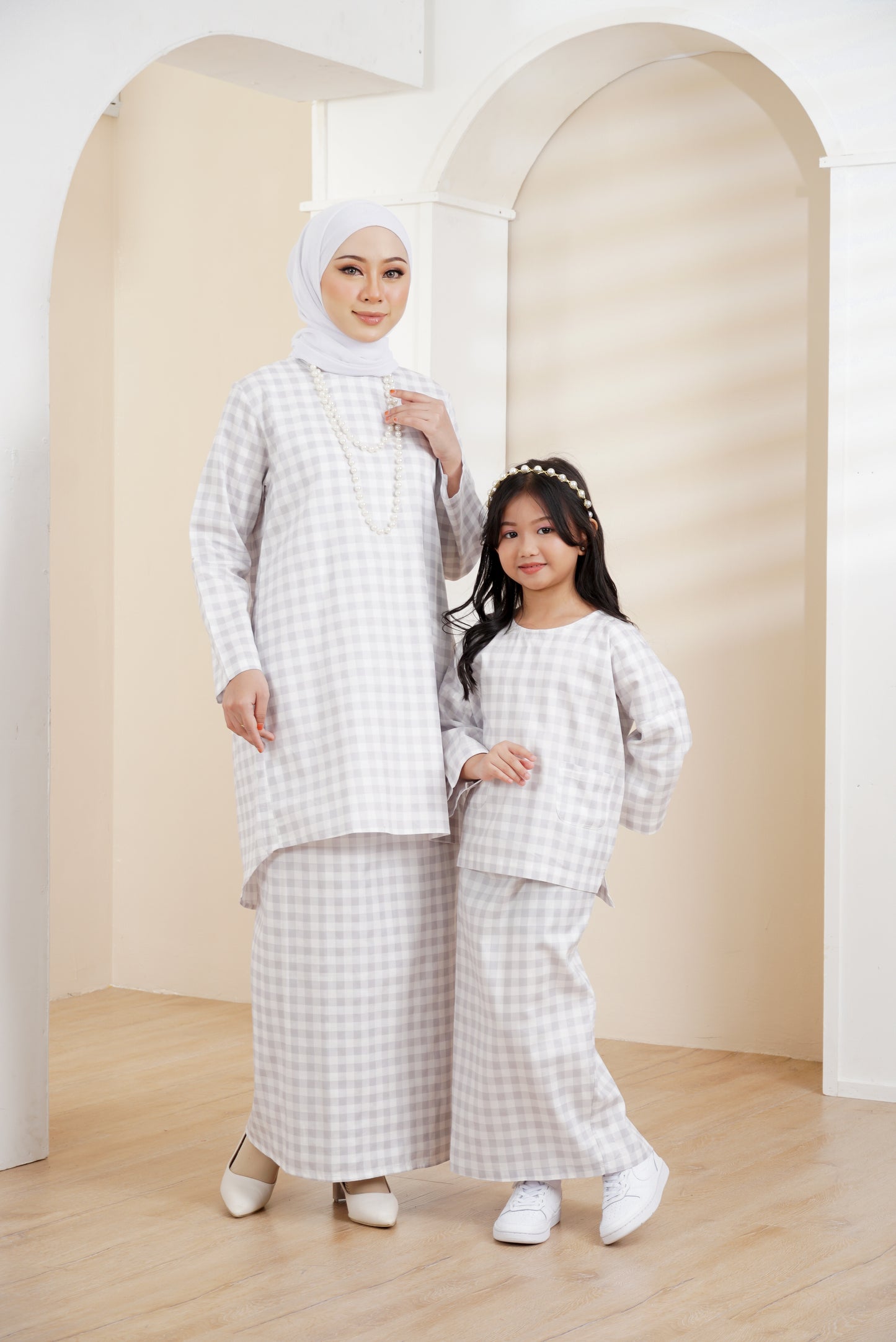 Girls Seri Kurung in Light Grey Gingham