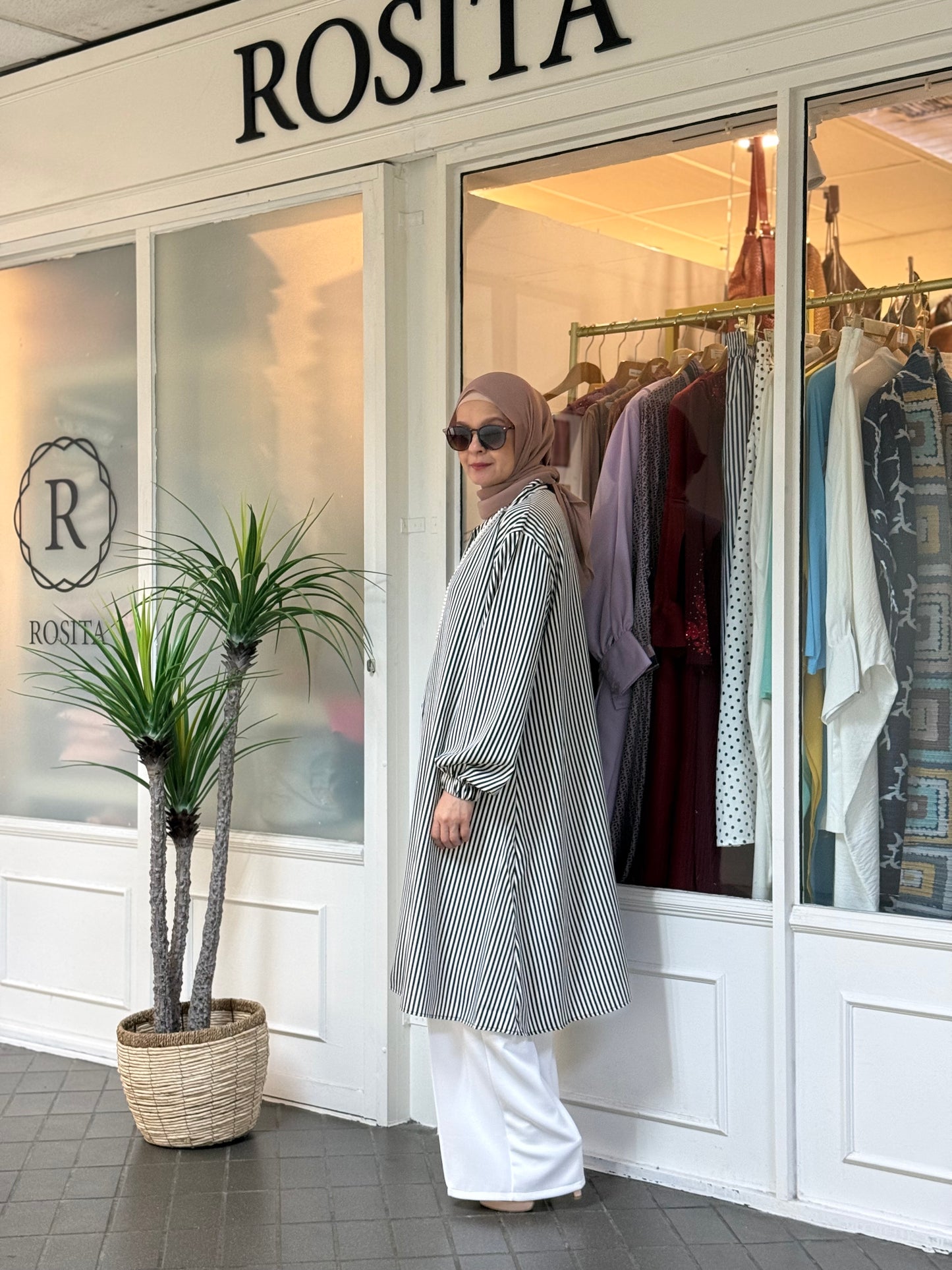 Carissa Tunic in Black (NEW!)