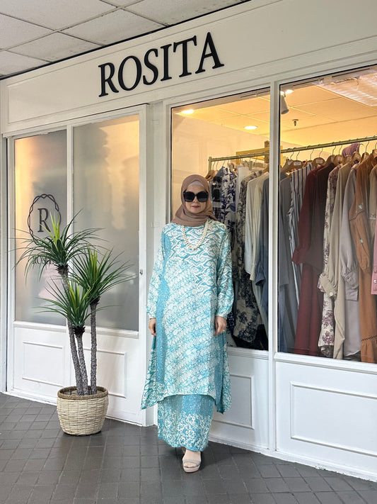 Amanda Batik Sutera Kurung Set in BK1 Turquoise (NEW!)
