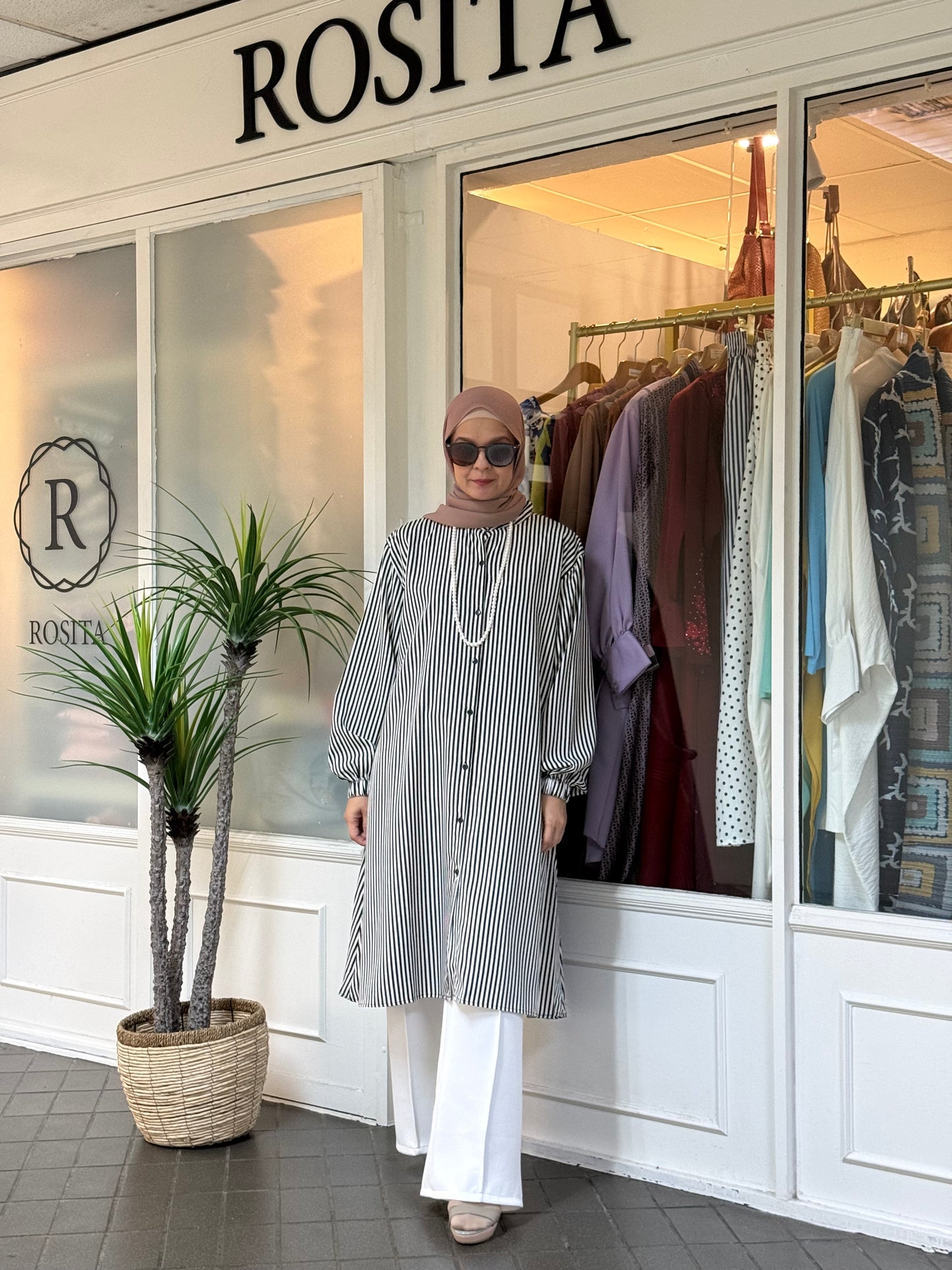 Carissa Tunic in Black (NEW!)