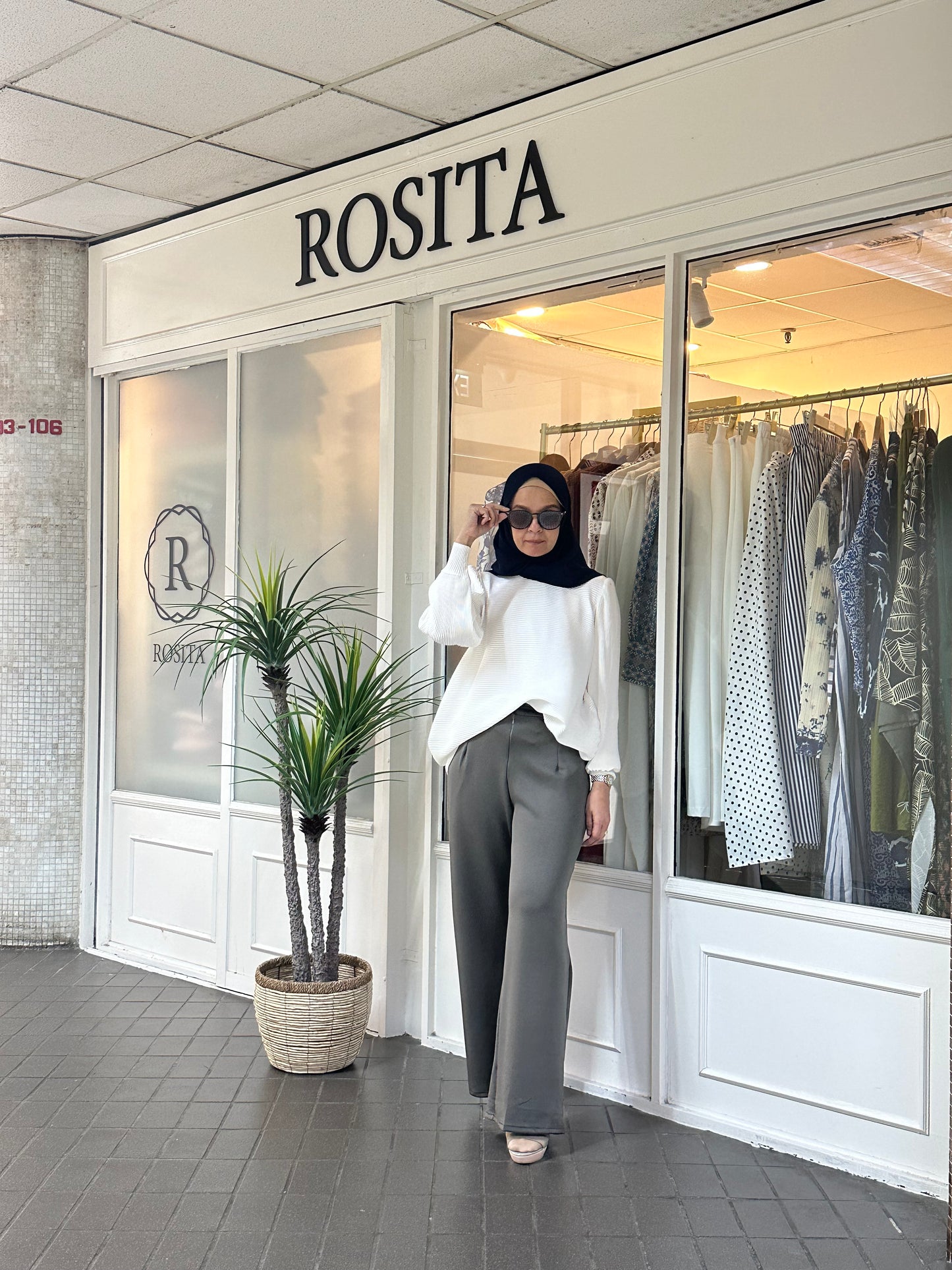 Adelle Stretchable Scuba Pants in Dark Grey (NEW!)
