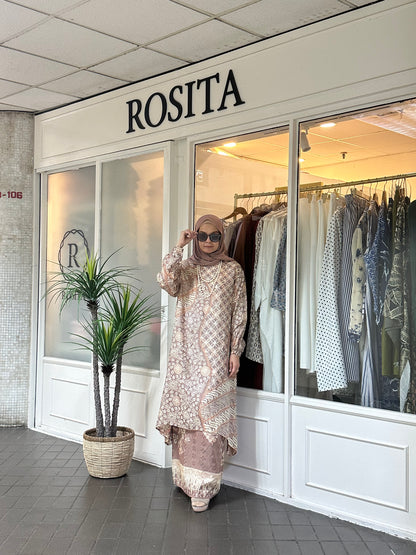 Amanda Batik Sutera Kurung Set in BK53 (NEW!)