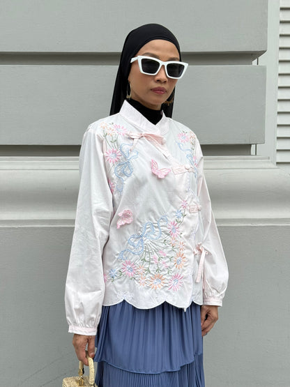 Lily Embroidery Blouse in Baby Pink (NEW!)
