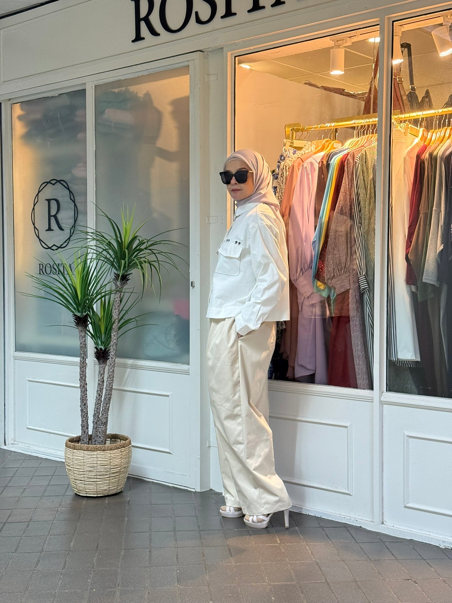 Reiss Baggy Pants in Beige (SALE!)
