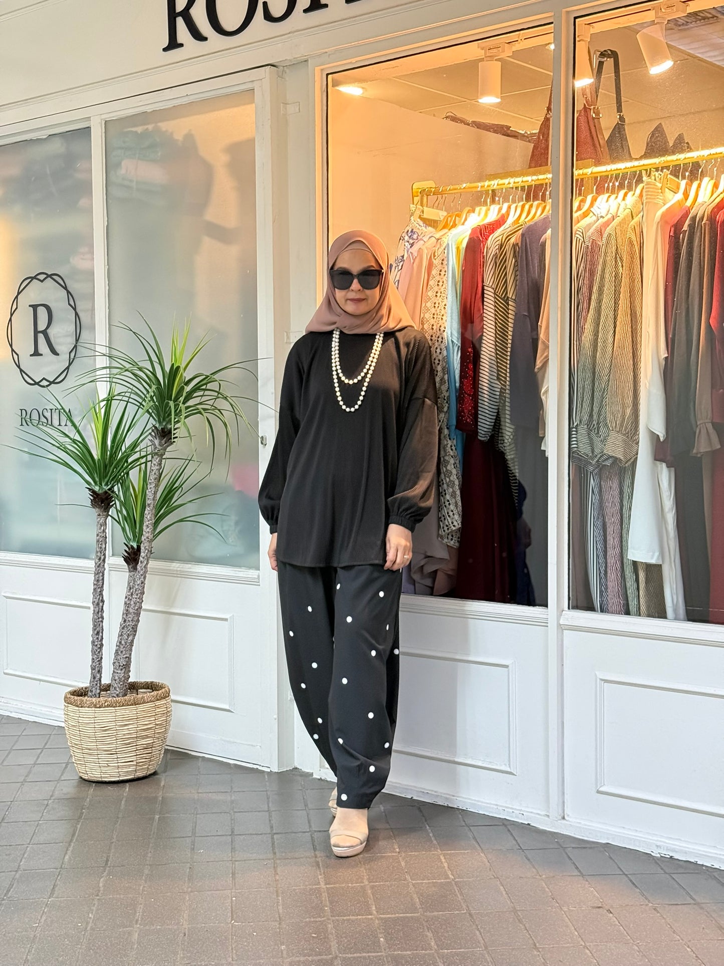 Yuki Pleated Top in Black (NEW!)