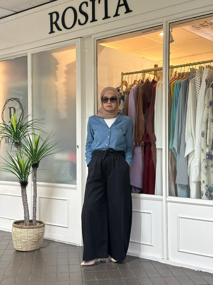Suri Barrel Pants in Black (NEW!)