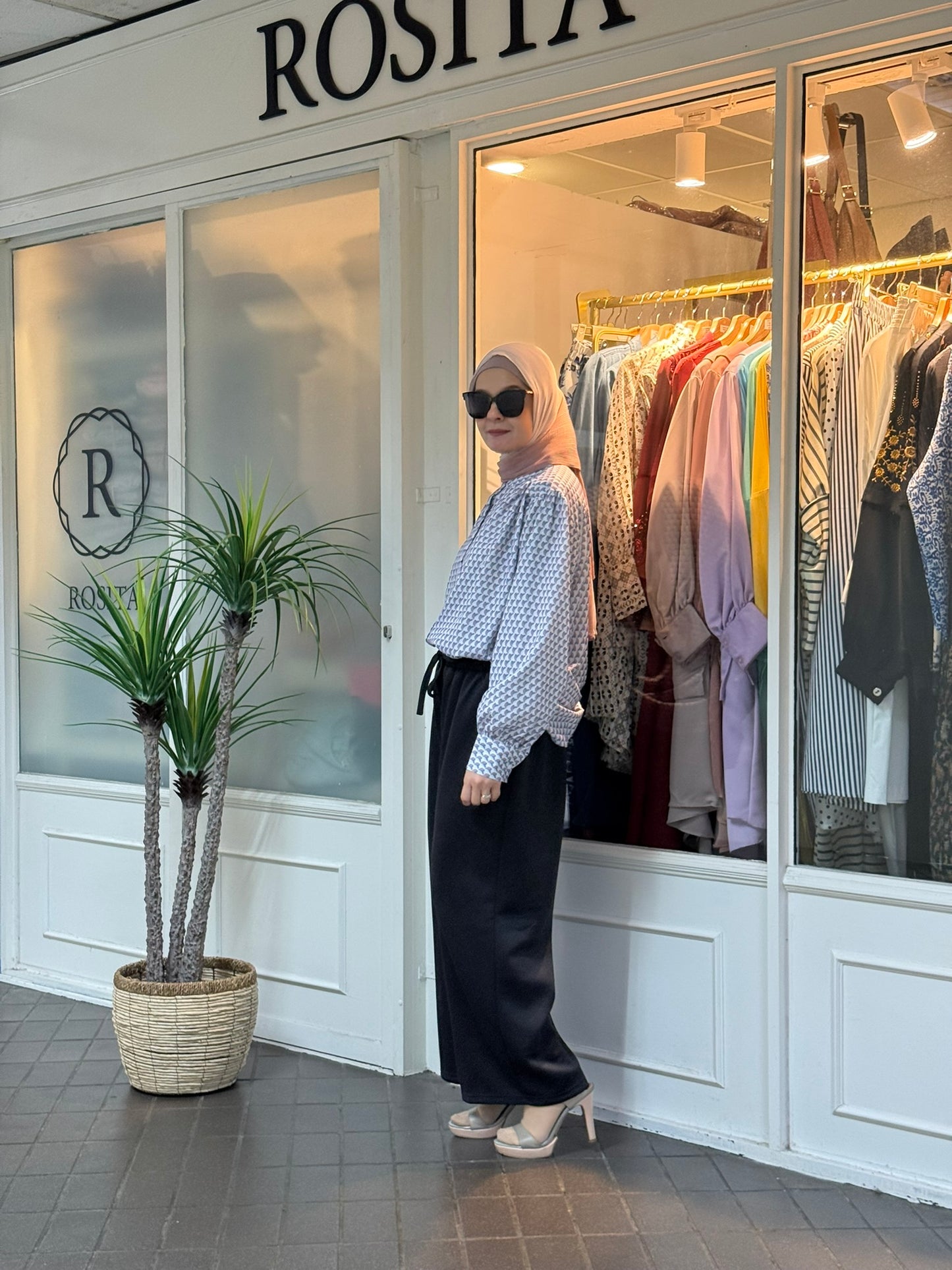 Ciara Drawstring Pants in Black (NEW!)