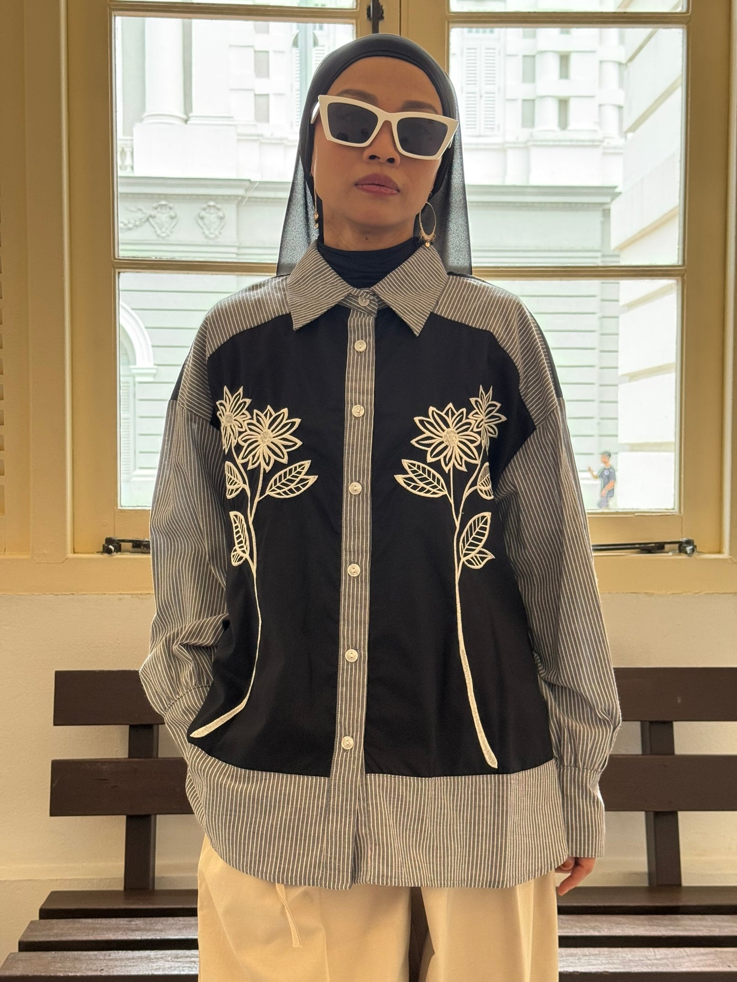Dahlia Embroidery Relaxed Fit Shirt in Blue Black (NEW!)