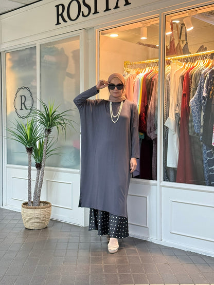 Yuna Batwing Tunic in Charcoal (NEW!)