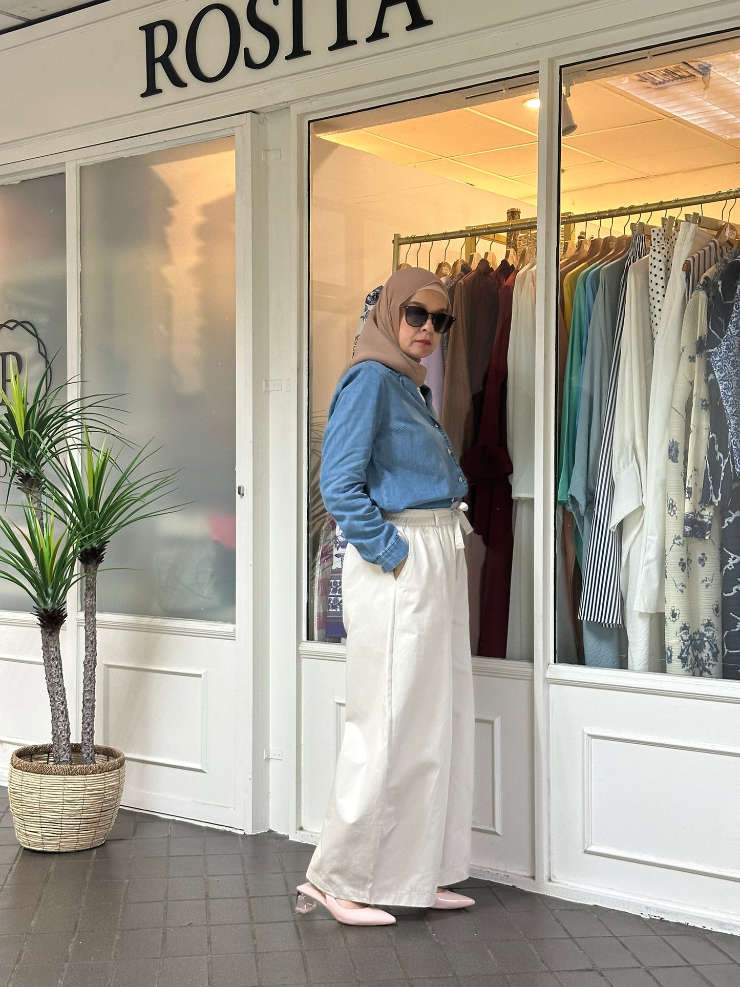 Suri Barrel Pants in Cream (NEW!)