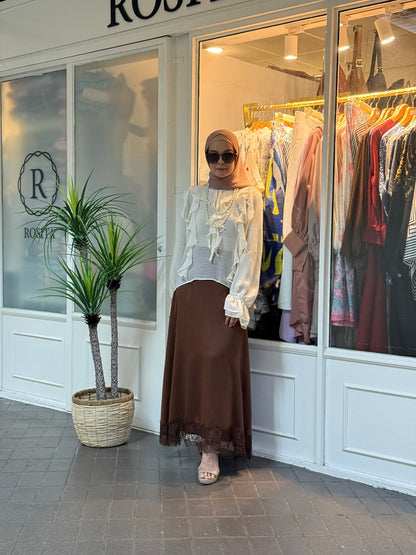Leslie Frill Top in Creme (NEW!)