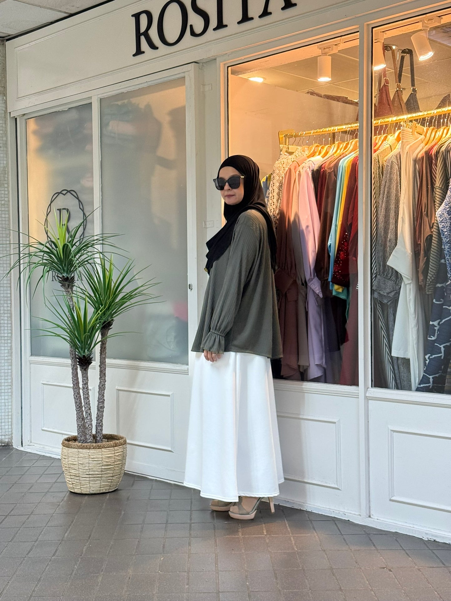 Reika Flounce Sleeves Top in Dark Sage (NEW!)