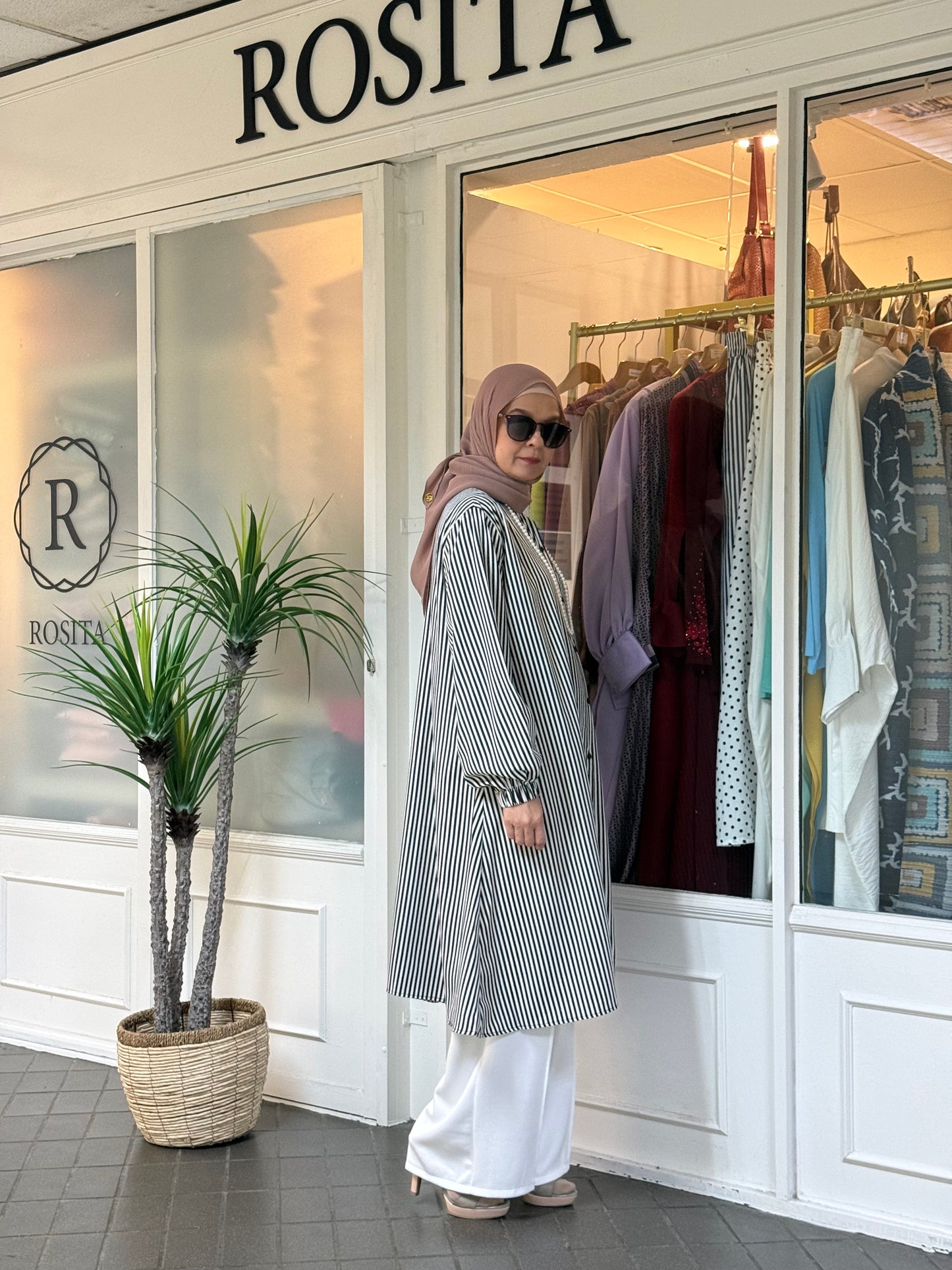 Carissa Tunic in Black (NEW!)