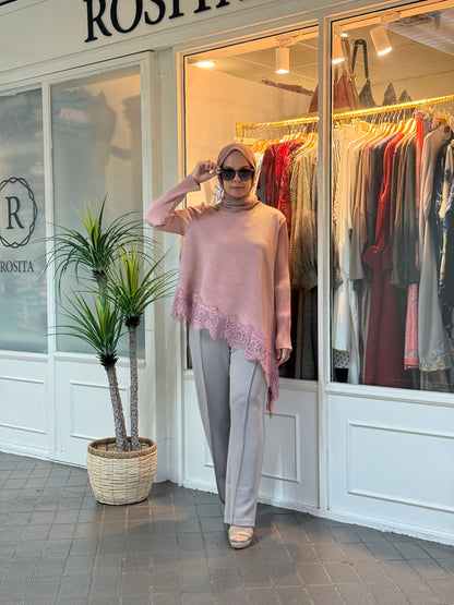 Chantel Embroidery Pleated Top in Dusty Pink (NEW!)