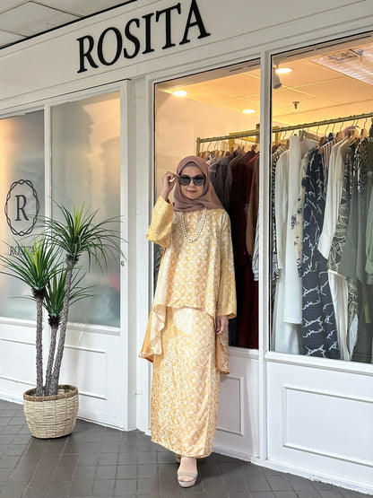 Dinda Batik Sutera Kurung Set in KP2 (NEW!)