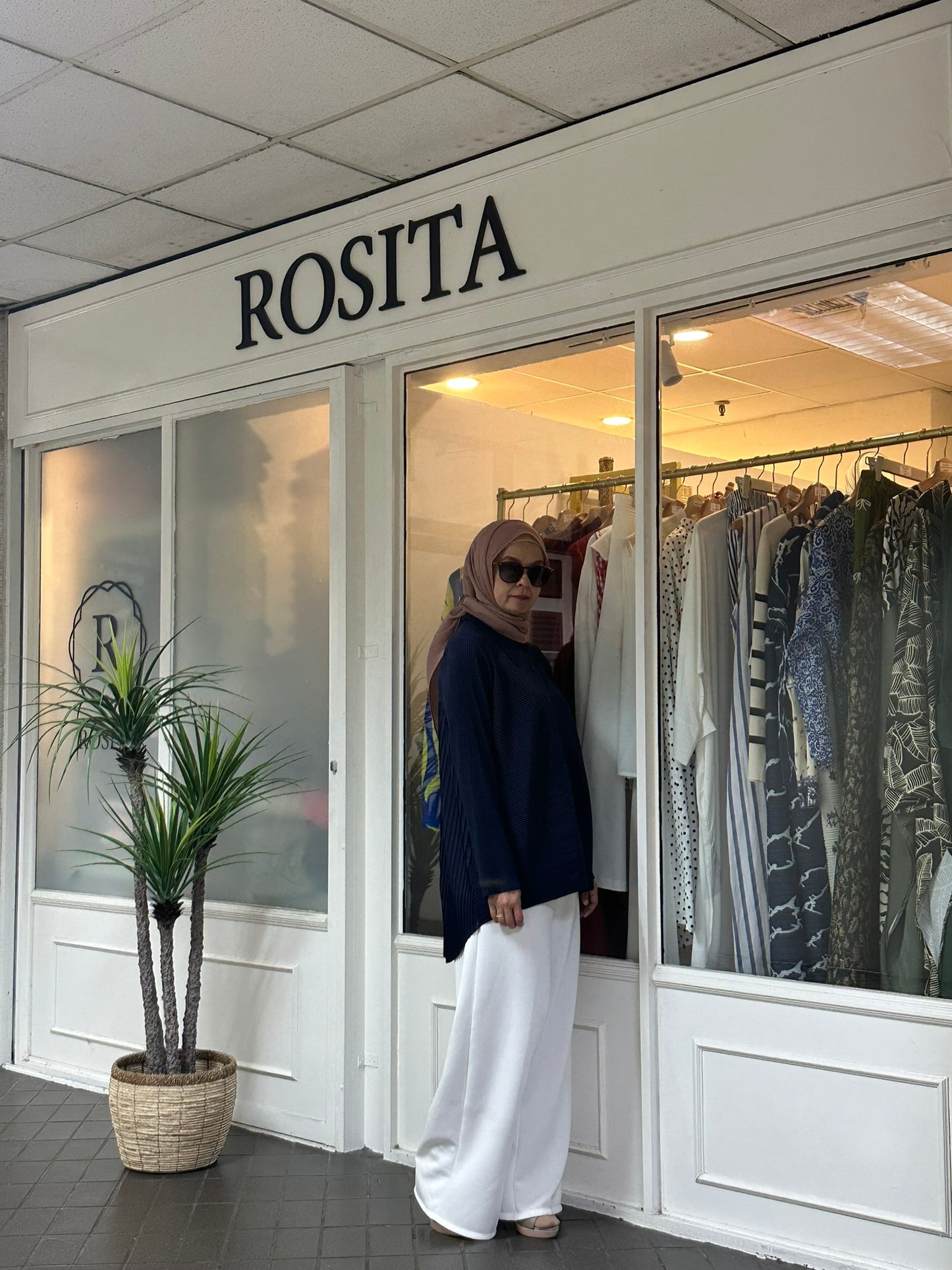 Veena Hi-Lo Pleated Top in Navy (NEW!)