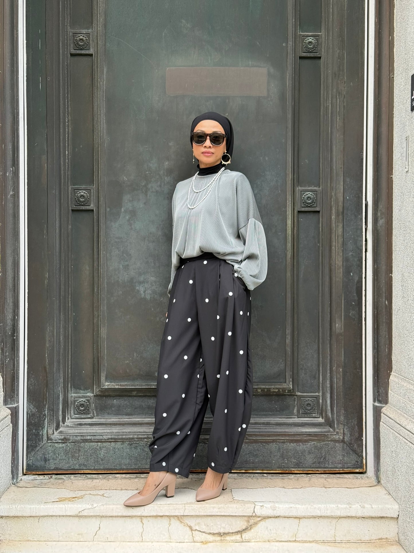 Hera Barrel Polkadot Pants in Black (NEW!)