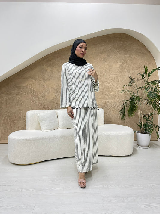 Ladies Embun Kurung Kedah in Cream & Black Stripes (NEW!)