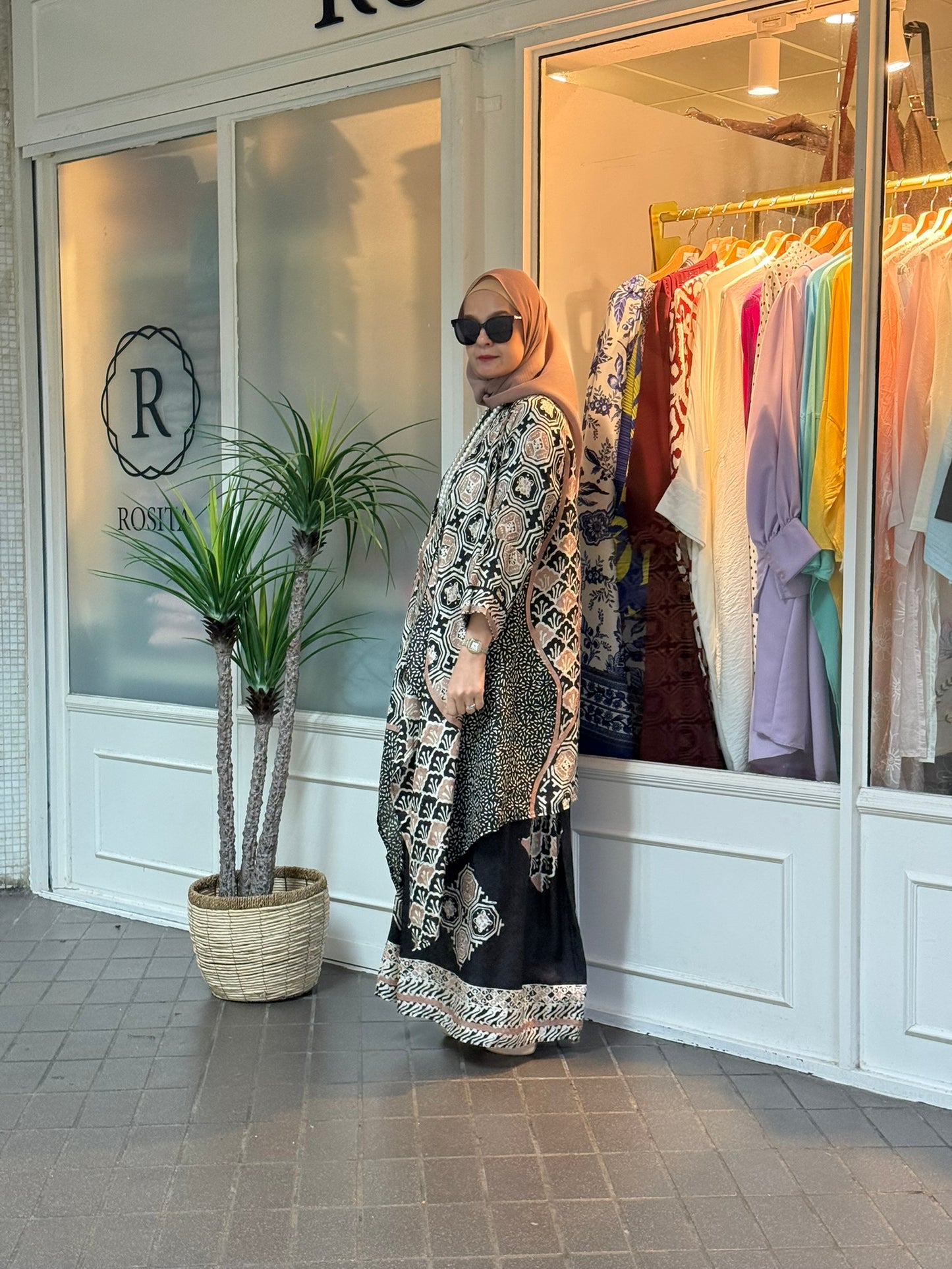 Sari Batik Outerwear Set in KK01 Black (NEW!)