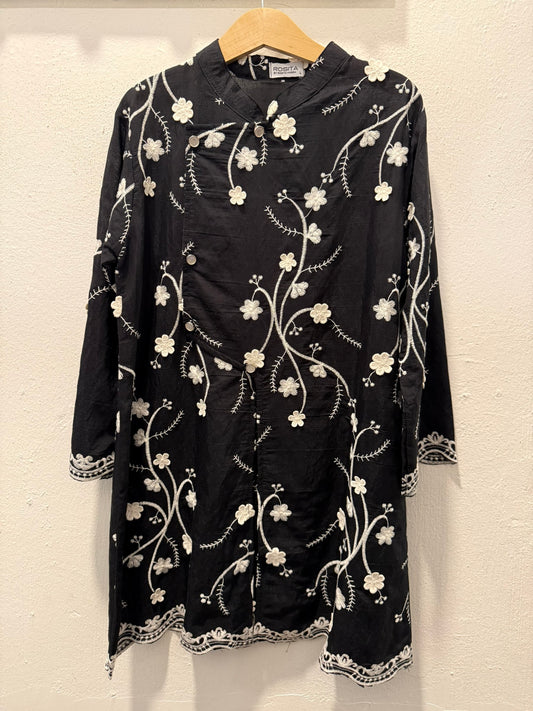 Girls Ratna Embroidered Kebaya Top in Black (NEW!)