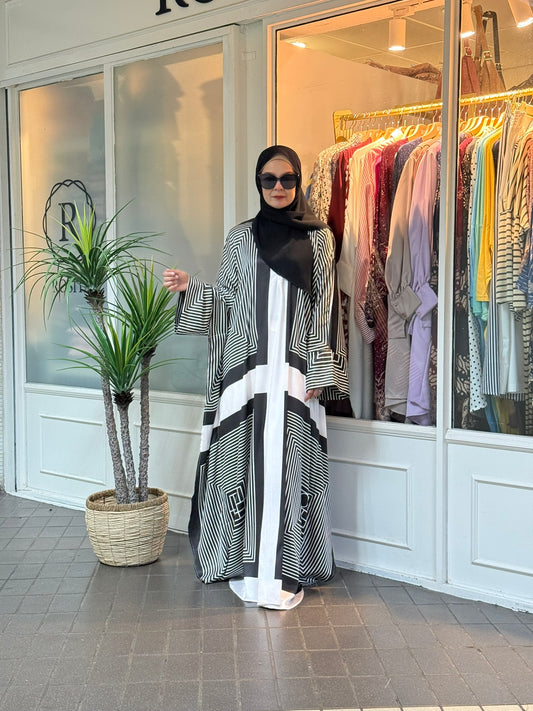 Layla Kaftan in LK05 Black Geometric (NEW!)