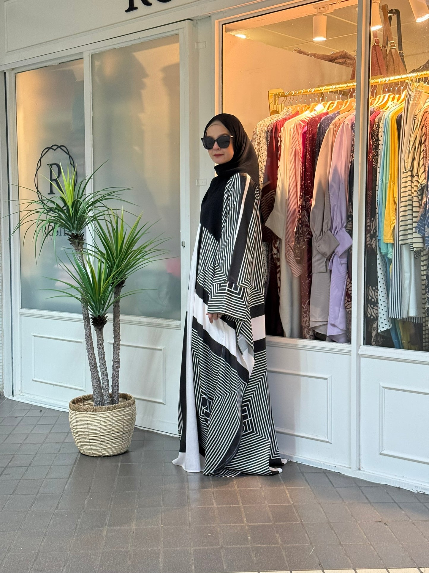 Layla Kaftan in LK05 Black Geometric (NEW!)