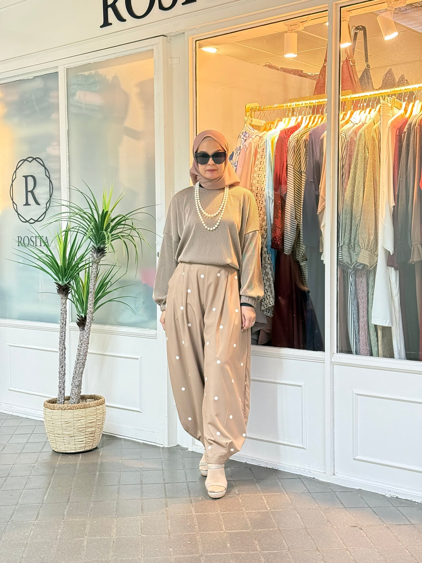Hera Barrel Polkadot Pants in Latte (NEW!)