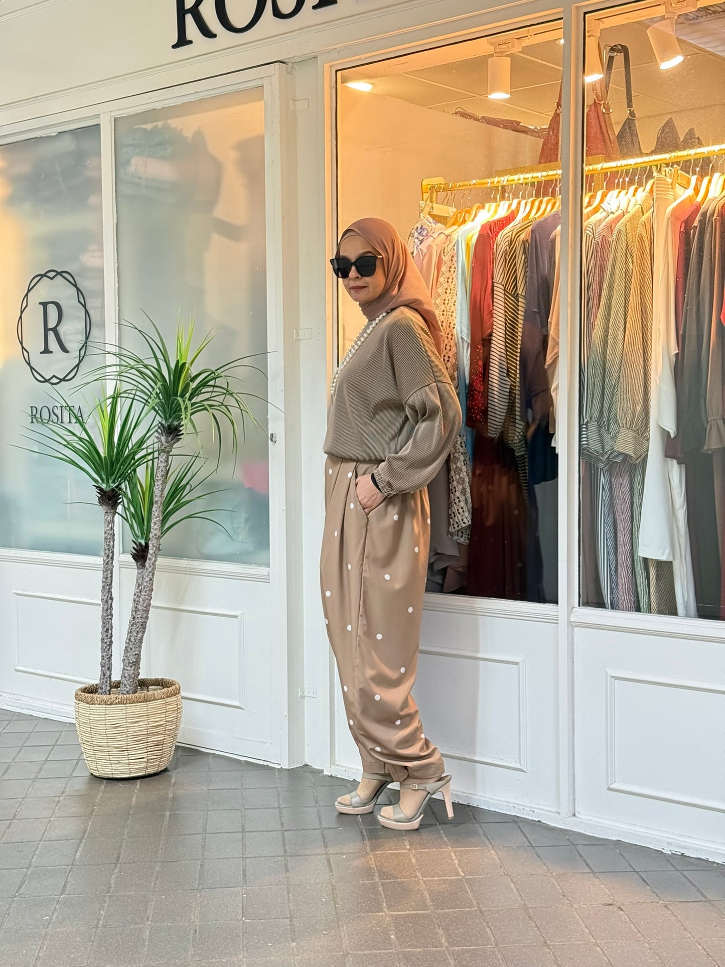 Hera Barrel Polkadot Pants in Latte (NEW!)