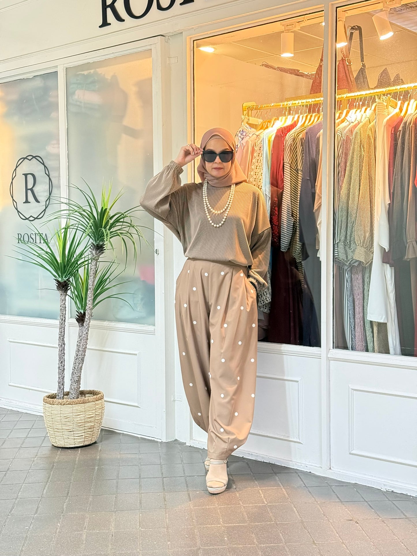 Hera Barrel Polkadot Pants in Latte (NEW!)